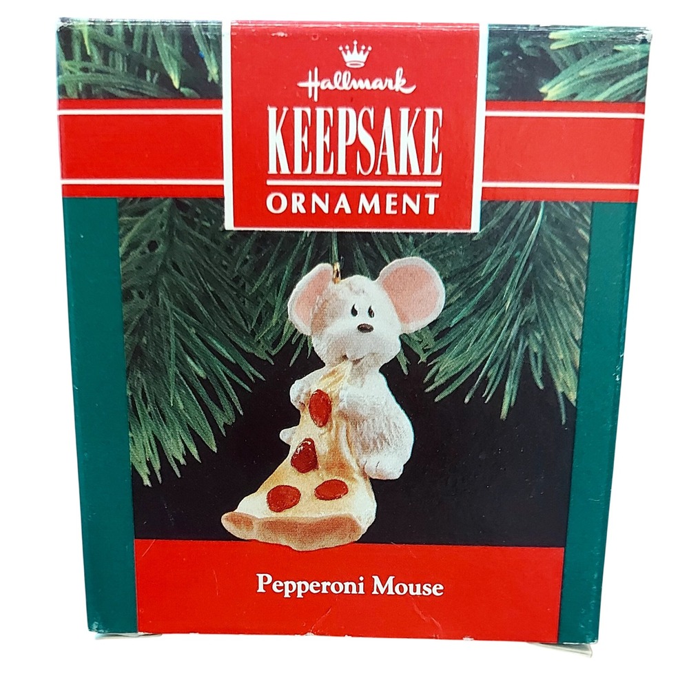 Vintagw Hallmark Keepsake Ornament 1990 Pepperoni Mouse Pizza Christmas